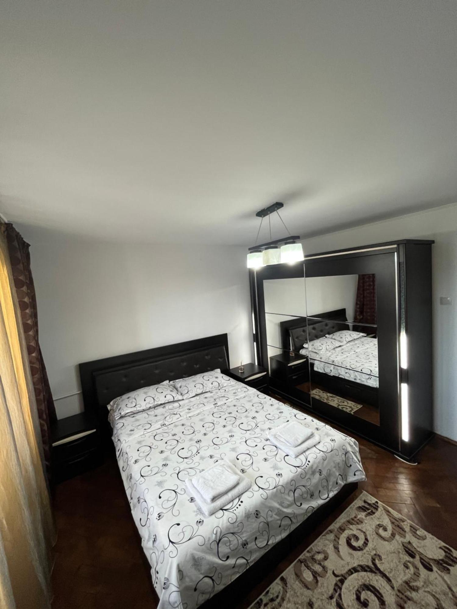 Concept Home Valcea Râmnicu Vâlcea Buitenkant foto